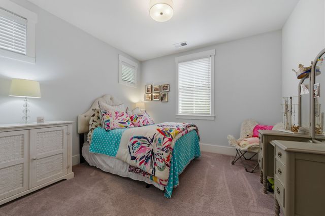 4207A Lone Oak Rd, Nashville, TN 37215