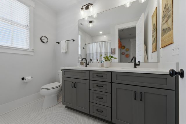 4207A Lone Oak Rd, Nashville, TN 37215