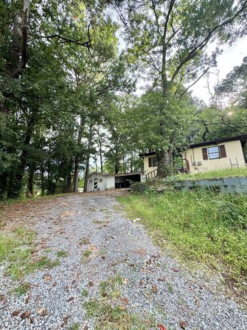 204 N Bogle Street, Dalton, GA 30721