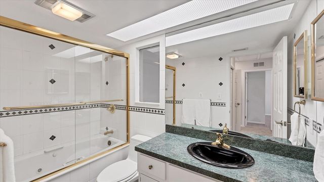 120 SANDS POINT DRIVE, Tierra Verde, FL 33715