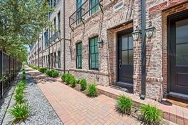 4098 Runyon Road, Addison, TX 75001