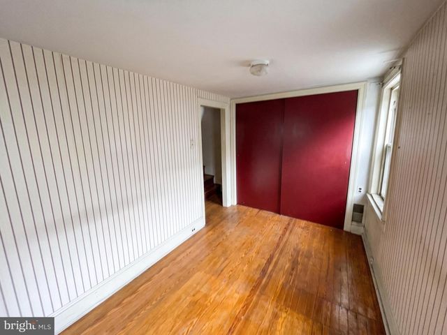 1136 WAVERLY ST, Philadelphia, PA 19147