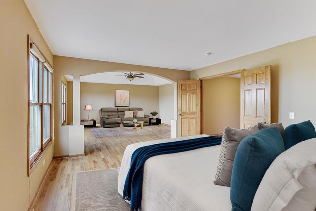 2951 Old Glory Drive, Yorkville, IL 60560