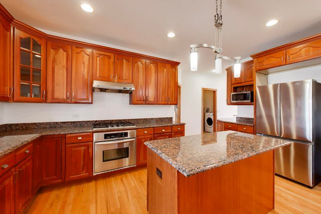 2951 Old Glory Drive, Yorkville, IL 60560