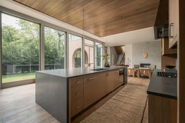 5320 Cherokee Street, Houston, TX 77005