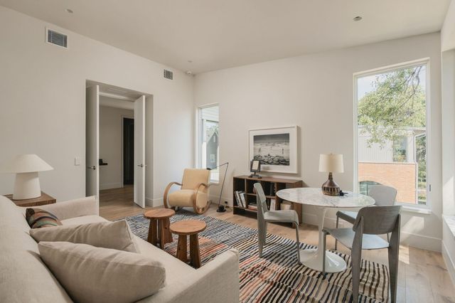 5320 Cherokee Street, Houston, TX 77005