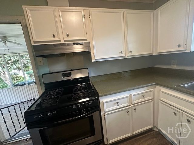 2374 Pinetree Road, Savannah, GA 31404