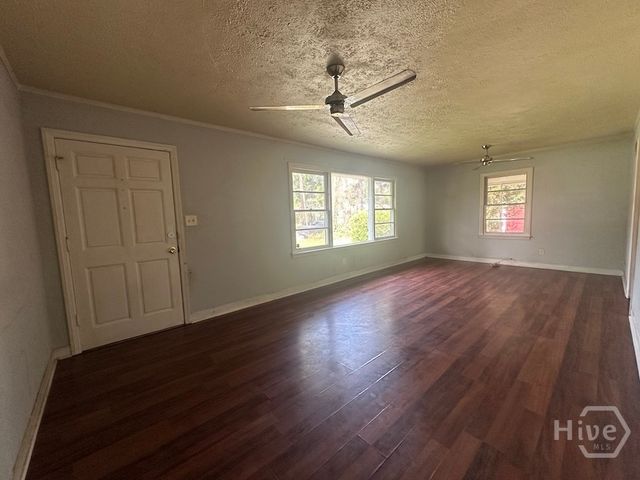 2374 Pinetree Road, Savannah, GA 31404