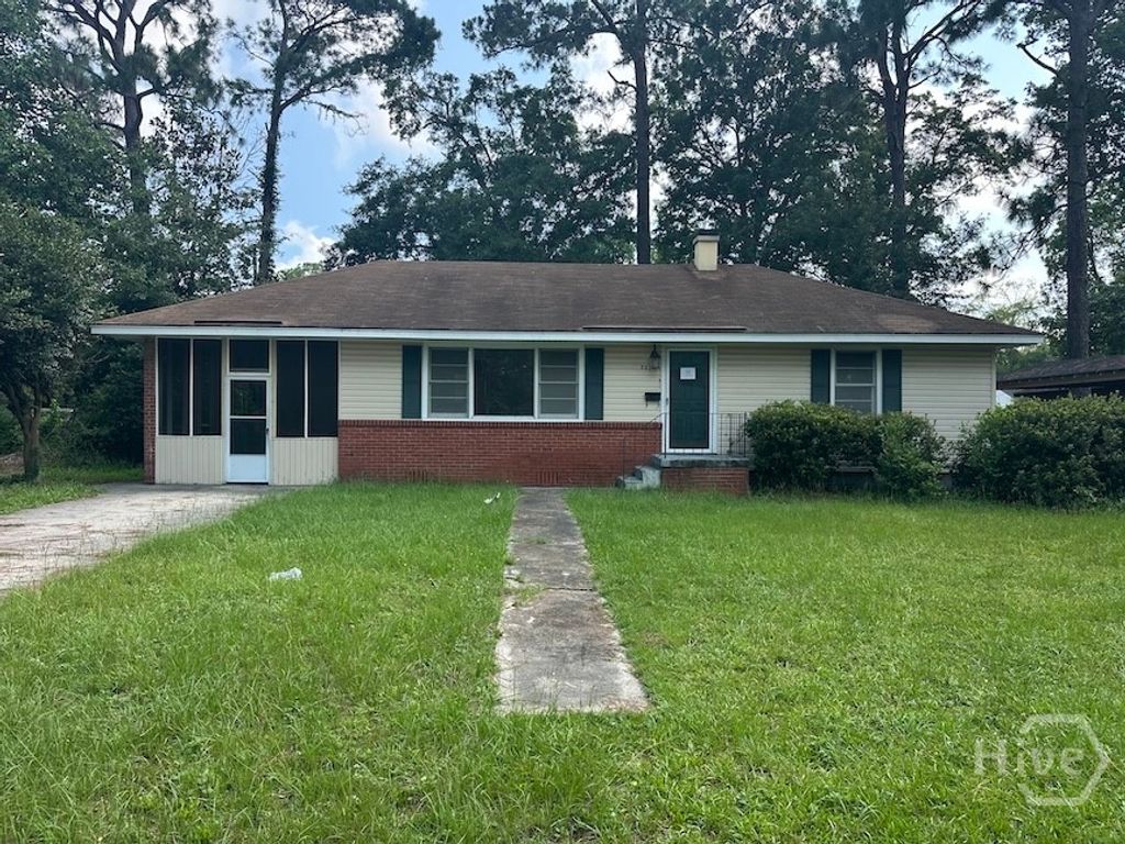 2374 Pinetree Road, Savannah, GA 31404