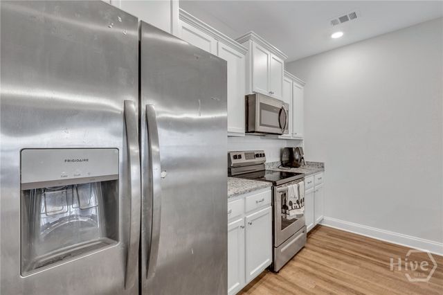 20 Mossy Oak Cove, Port Wentworth, GA 31407