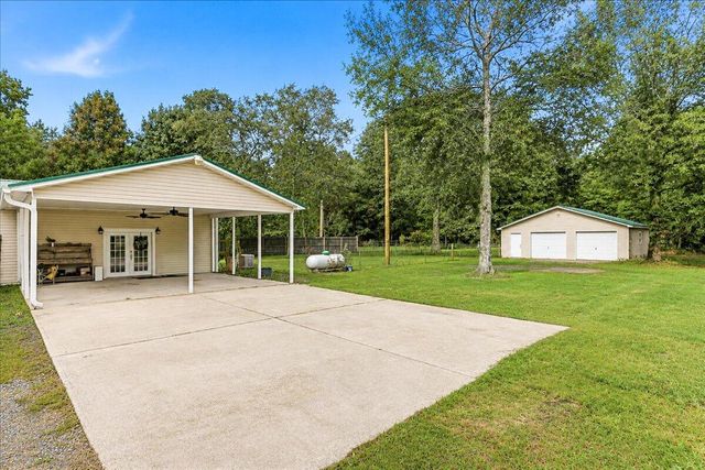 624 Coral Acres Drive, Moncks Corner, SC 29461