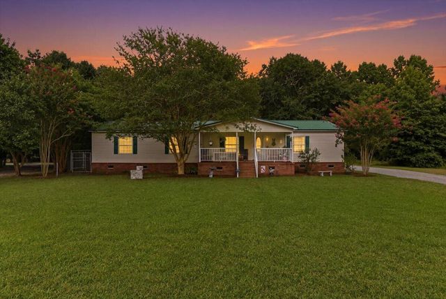 624 Coral Acres Drive, Moncks Corner, SC 29461