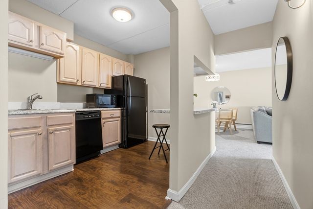 573 Broad St 135, Weymouth, MA 02189