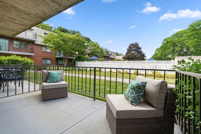 573 Broad St 135, Weymouth, MA 02189