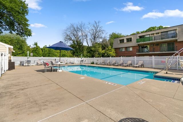573 Broad St 135, Weymouth, MA 02189