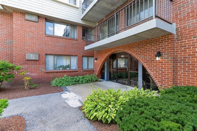 573 Broad St 135, Weymouth, MA 02189