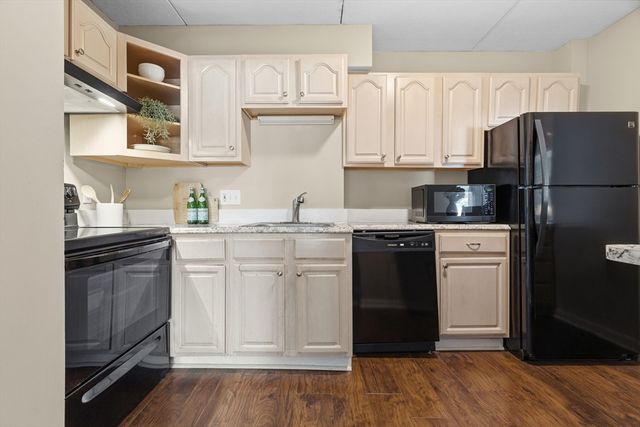 573 Broad St 135, Weymouth, MA 02189