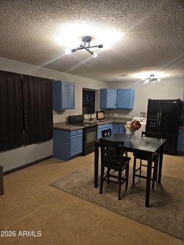 6233 W MONTEREY Way, Phoenix, AZ 85033