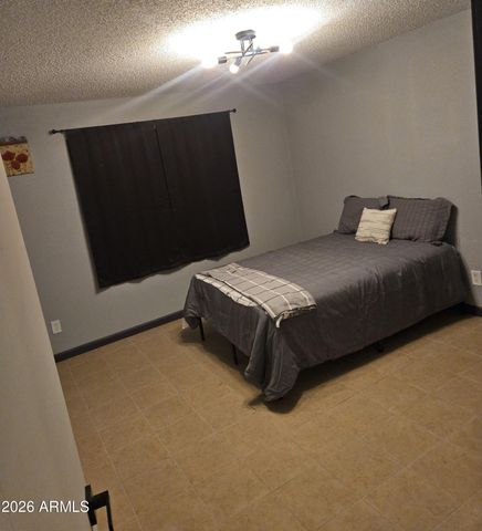 6233 W MONTEREY Way, Phoenix, AZ 85033