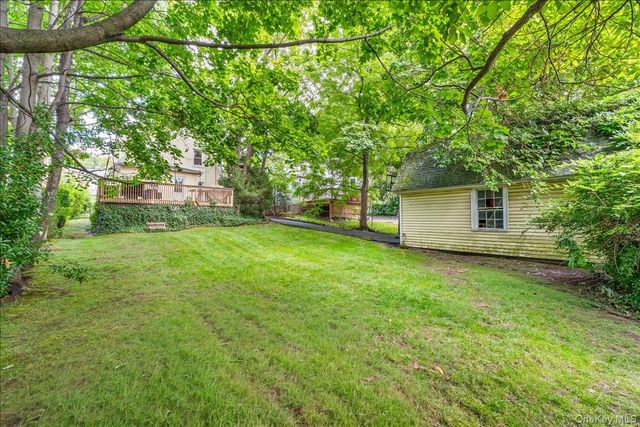 126 Hampshire Road, Great Neck, NY 11023