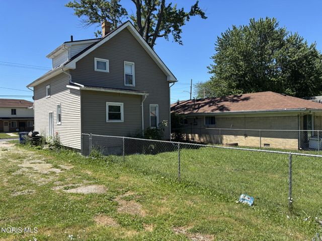 2329 Seaman Street, Toledo, OH 43605