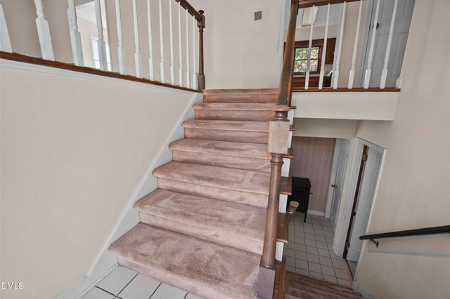 3307 Roundtree Court, Raleigh, NC 27607