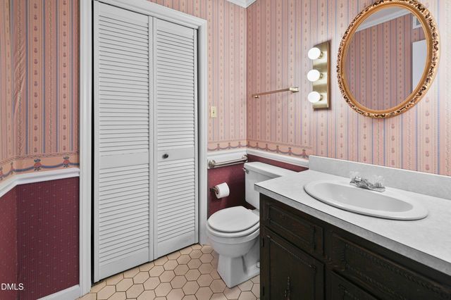 3307 Roundtree Court, Raleigh, NC 27607