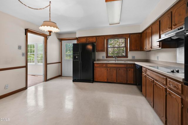 3307 Roundtree Court, Raleigh, NC 27607