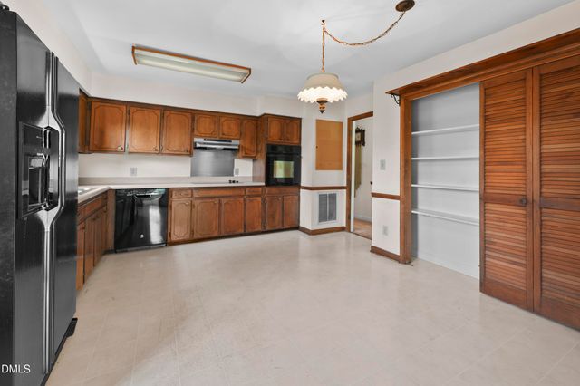 3307 Roundtree Court, Raleigh, NC 27607