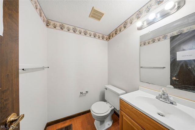 17773 Blazing Star Drive, Strongsville, OH 44136