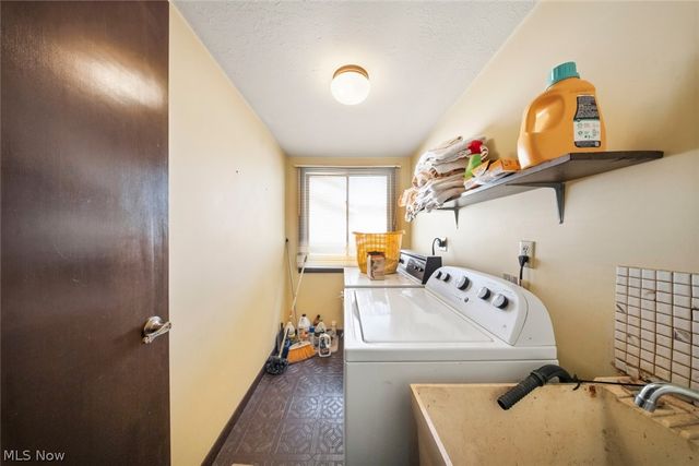 17773 Blazing Star Drive, Strongsville, OH 44136