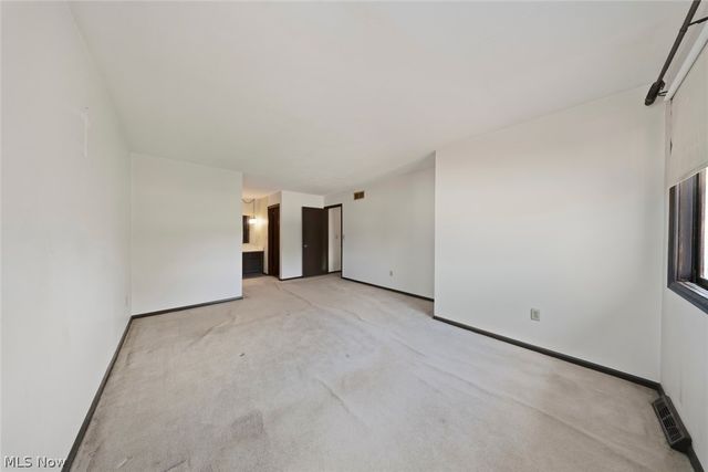 17773 Blazing Star Drive, Strongsville, OH 44136