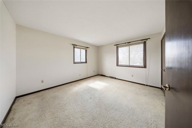 17773 Blazing Star Drive, Strongsville, OH 44136