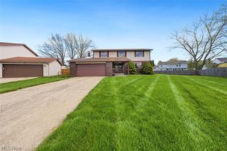 17773 Blazing Star Drive, Strongsville, OH 44136