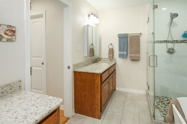 8998 Fm 59, Athens, TX 75751