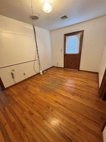 2616 N Norman Avenue, Oklahoma City, OK 73127
