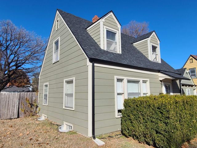 2328 E Wilma St, Wichita, KS 67211