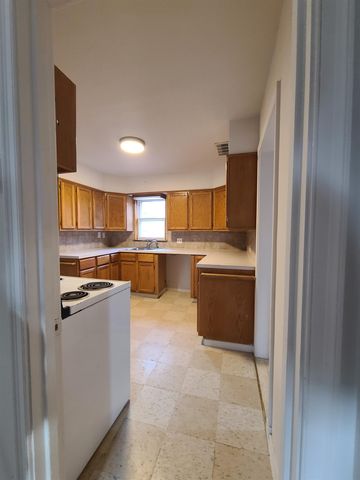 2328 E Wilma St, Wichita, KS 67211