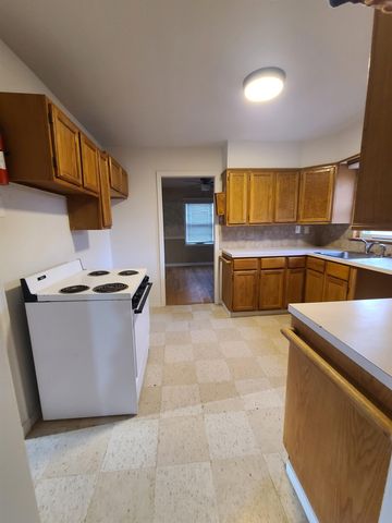 2328 E Wilma St, Wichita, KS 67211