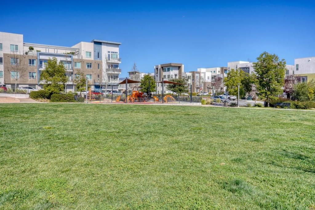 Image 48 of property listing at 218 William Manly Street 6, San Jose, CA 95136