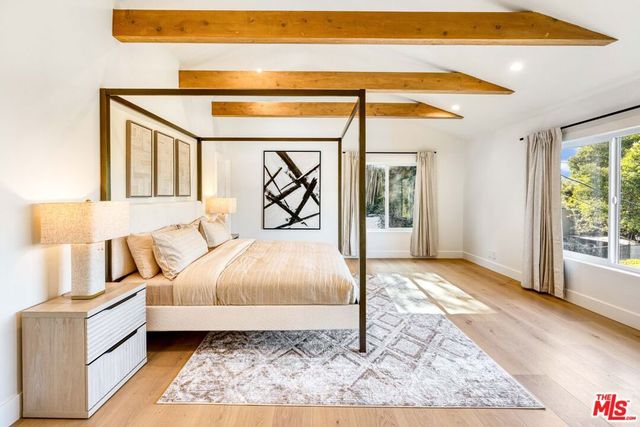 4041 Davana Road, Los Angeles, CA 91423