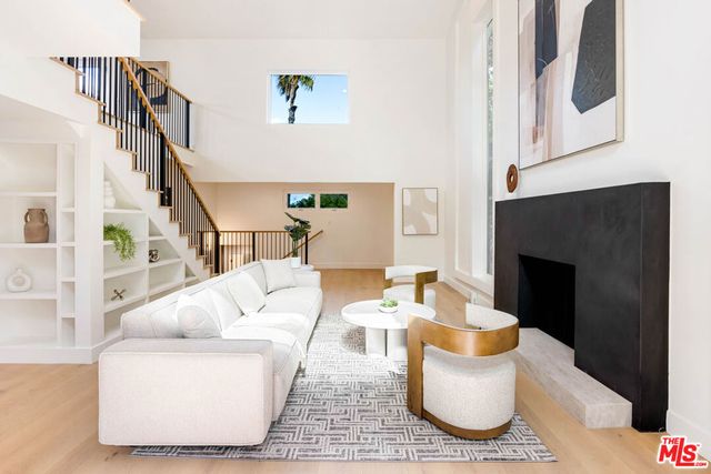 4041 Davana Road, Los Angeles, CA 91423