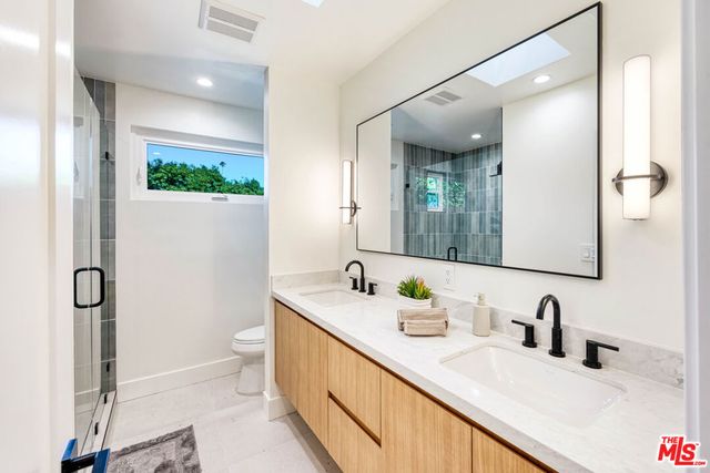 4041 Davana Road, Los Angeles, CA 91423