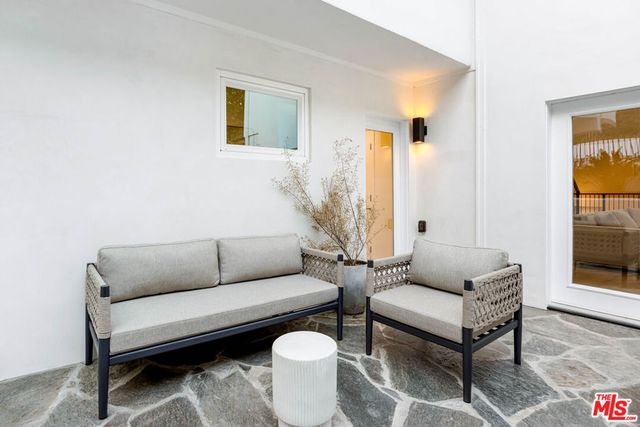 4041 Davana Road, Los Angeles, CA 91423