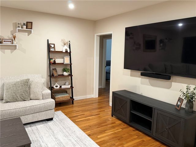 5849 Denmead, Lakewood, CA 90713