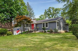 1045 Clara Street, Commerce Twp, MI 48390