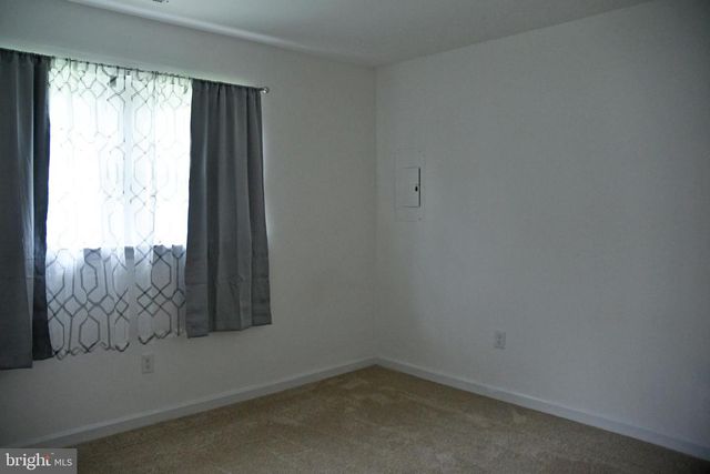31 REUBENS CIR, Newark, DE 19702