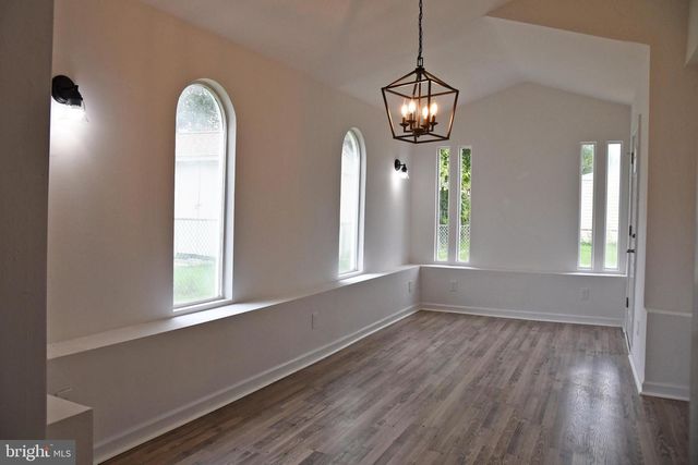 31 REUBENS CIR, Newark, DE 19702