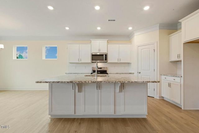 93 Ausban Ridge Lane, Four Oaks, NC 27524
