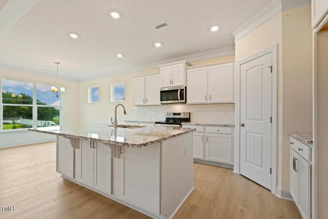 93 Ausban Ridge Lane, Four Oaks, NC 27524